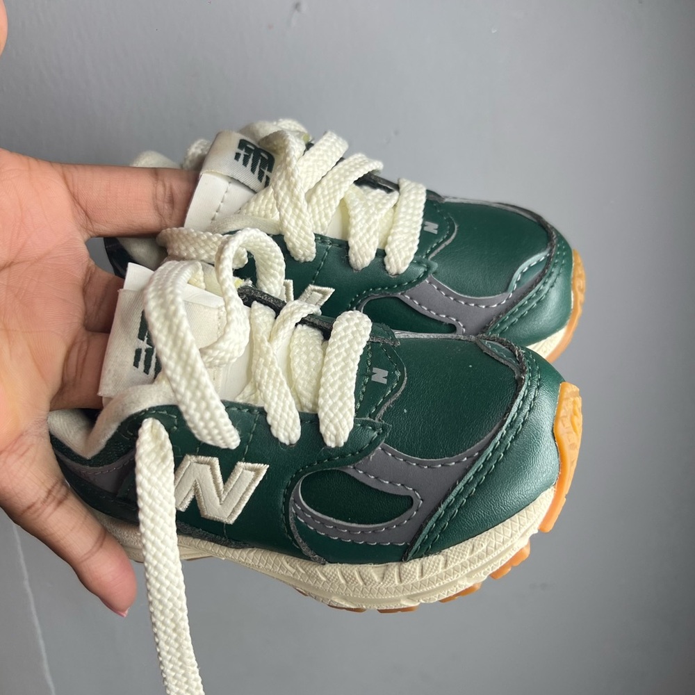 New Balance Toddler Shoe 5C